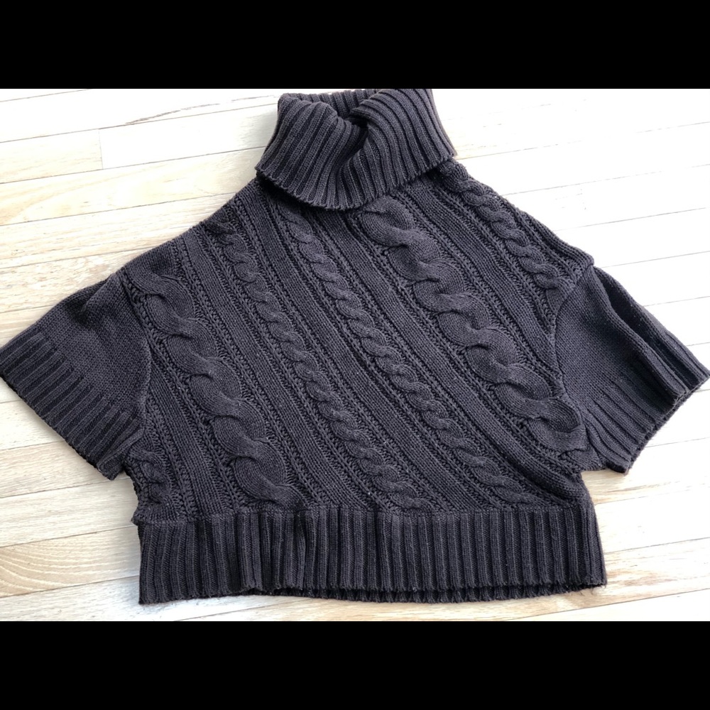 Asymmetric crop top sweater one size